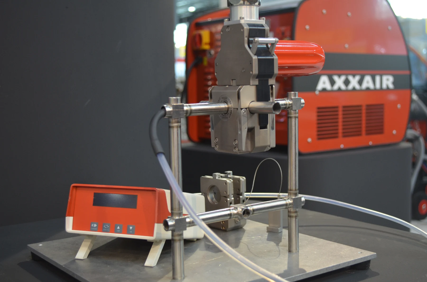 High-purity tubing assembly and orbital welding equipment